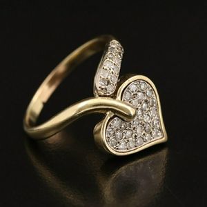 14K Pavé Diamond Heart Ring